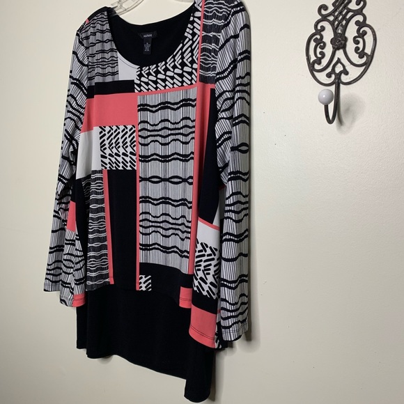 Alfani Color Block Layered Split Back Tunic Sz XL - Picture 2 of 10